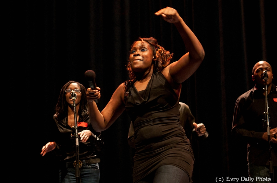 Evry Daily Photo - Telethon Evry 2010 - Concert Evry University Gospel - large - 5243951682.jpg